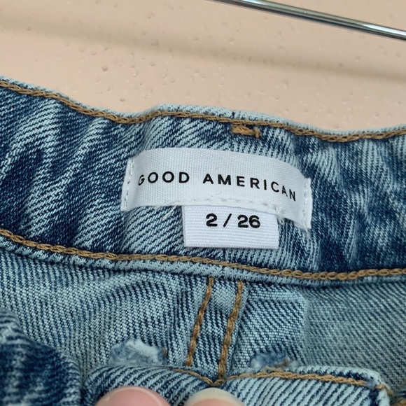 NWT Good American Indigo 108 Jean Short Denim Short 2 | 26 - Picture 6 of 9